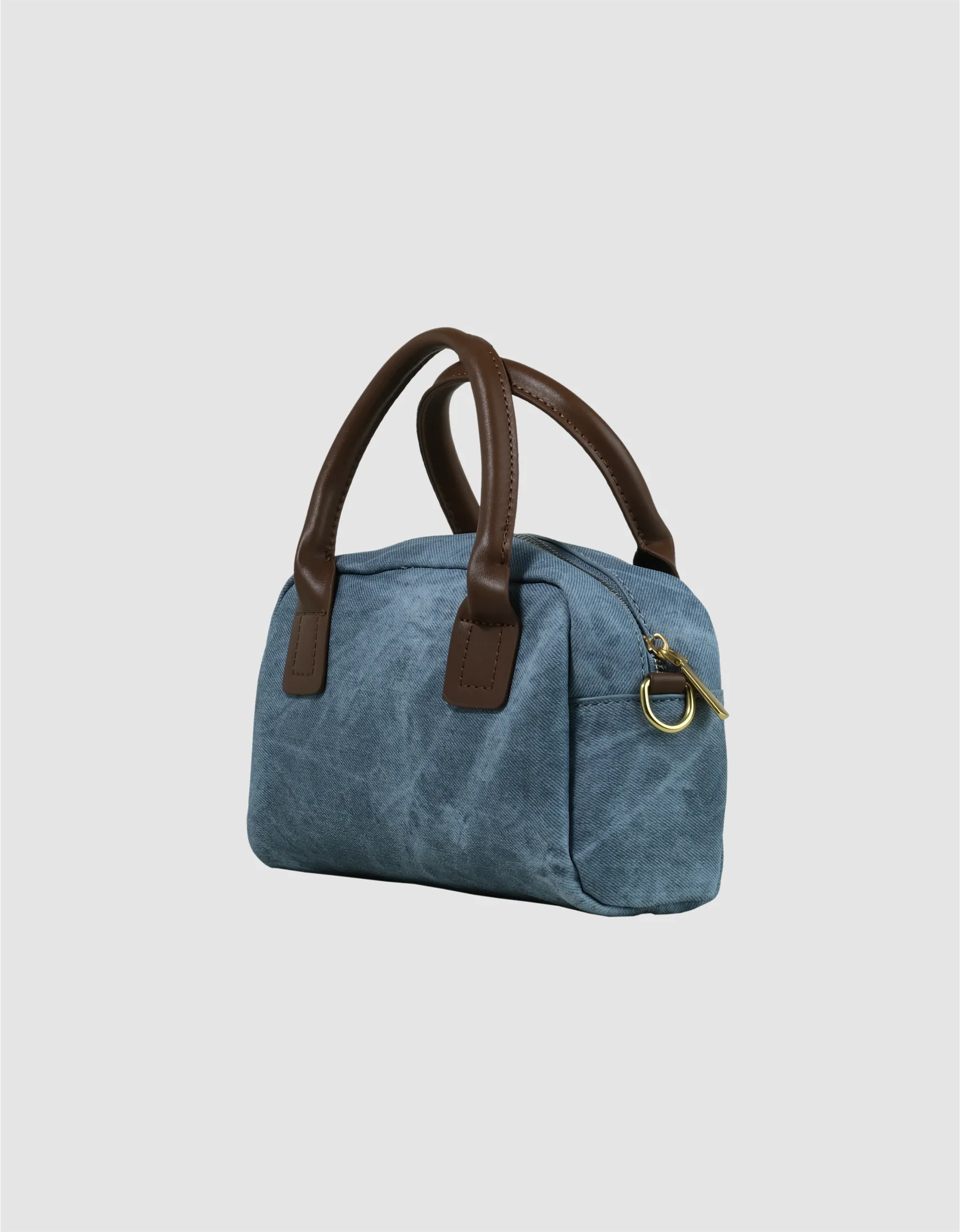 The Blue Denim Dream Handbag is a perfect mix of style and practicality, perfect for casual bags for women.